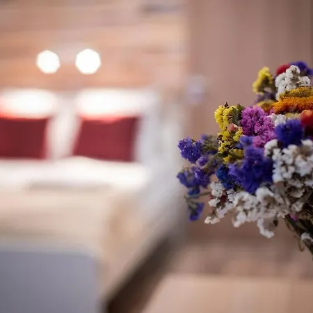 Apartment Hidden Gem At Kalvin Ter Budapest