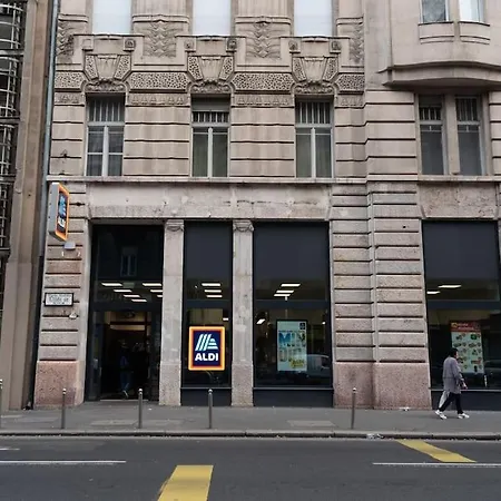 Hidden Gem At Kalvin Ter Apartment Budapest